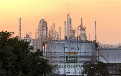 Petrobras Anuncia A Venda De Oito Refinarias De Petróleo