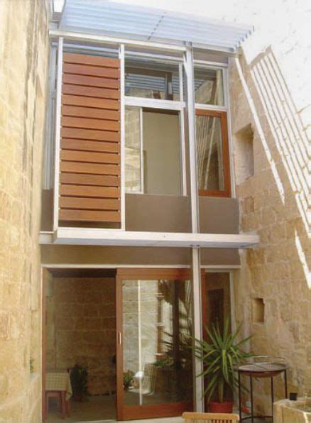 Hw Architects Studio Architect Courtyard Windows