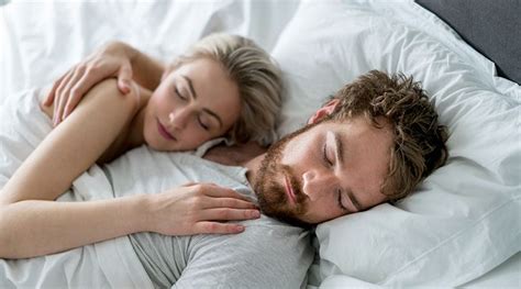 4 Key Differences Between How Men And Women Sleep How To Stay Healthy