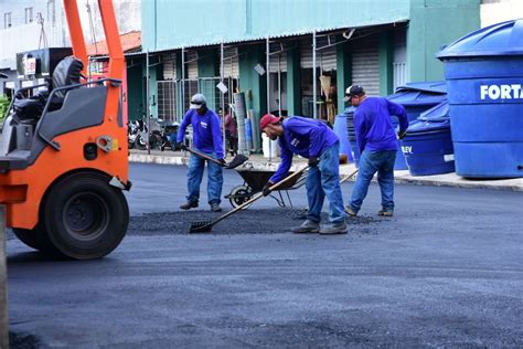 Governo Investe R Milh Es Na Pavimenta O Asf Ltica De Ruas Em Gua