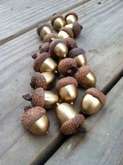 DIY Ideas for Eco Friendly Christmas, Acorn Christmas Decorations