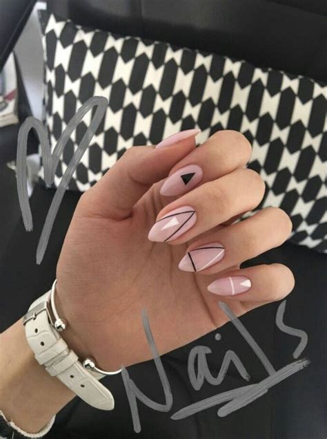 Pin By Desirae ♥♥♥ On Nails Minimalist Nails Nails Manicure