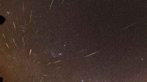 Chuva de meteoros Líridas atinge o pico no feriado saiba como ver