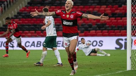 Flamengo Chega A Oito Jogos De Invencibilidade Sobre O Palmeiras