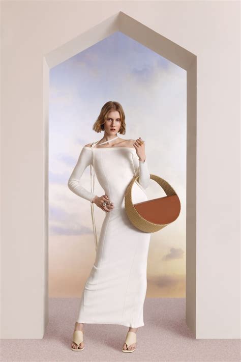 Medium Round Raffia Bag Mam