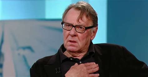 Ator Britânico Tom Wilkinson Astro De Ou Tudo Ou Nada Morre Aos 75 Anos