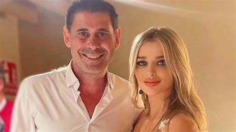 Fernando Hierro Espera Su Primer Hijo Con Fani Stipkovic A Los A Os