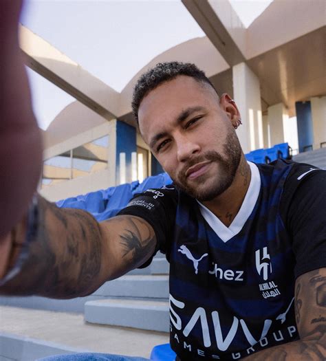 Nova camisa três do Al Hilal 2023 2024 PUMA MDF