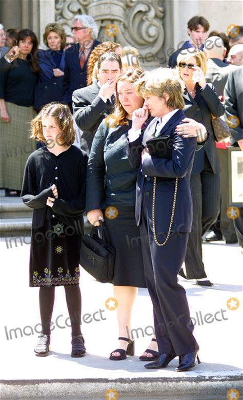 Photos And Pictures Widow Heather Menzies And Joanna Kerns Memorial