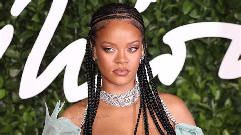 Rihanna Wears Fulani Braids to British Fashion Awards — Photos | Allure