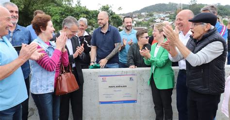 Inauguração de nova ponte do Distrito do Garcia é marcada por anúncio