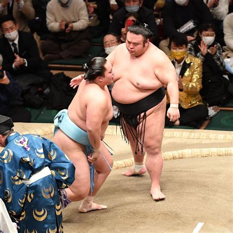 1人大関貴景勝が意地のv 13場所ぶり3度目 綱とりならずも琴勝峰退け4場所連続平幕vを阻止スポーツデイリースポーツ Online