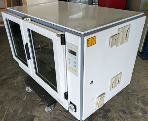 Sartorius Certomat BS 1 Heated Cabinet Incubator Shaker Clean