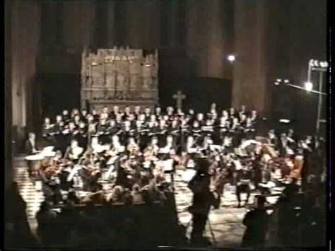 W A Mozart Kyrie Krönungsmesse KV 317 Coro Città di Bastia Gruppo