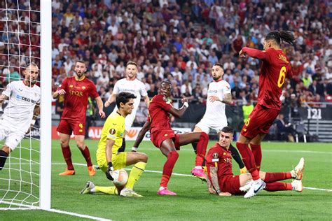 Europa League Siviglia Campione Roma Sconfitta Mou Può Festeggiare