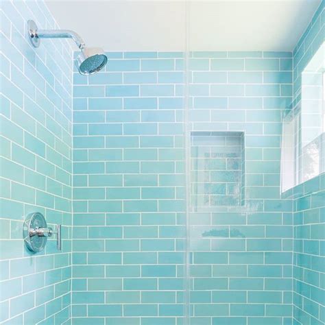 A Beachy Blue Tile Thoughtful Layout And Decor All Helped Make This