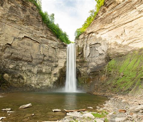 Taughannock Falls How To Hike To The Tallest Waterfall In New York State