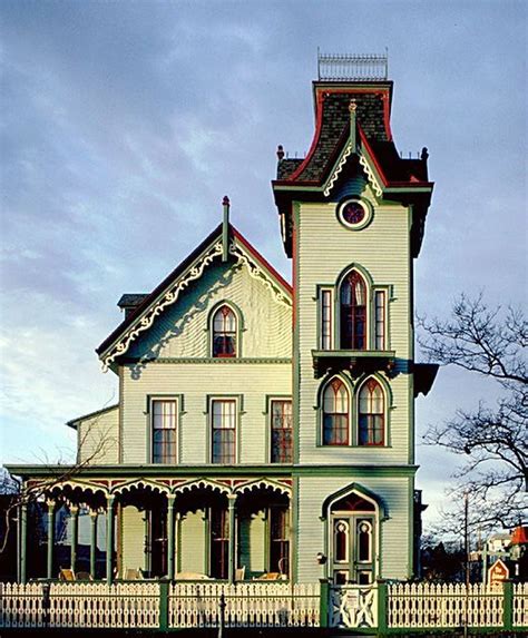 34 Amazing Gothic Revival House Design Ideas Spanish Style Searchomee