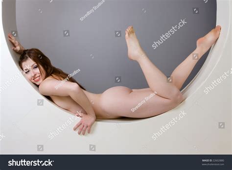 Sexy Nude Pinup Lying Circle Foto Stock Shutterstock