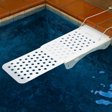 Skamper Ramp Pet Ramp For Swimming Pools — Ramp Champ