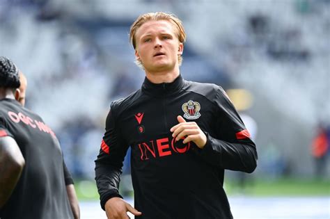 Mercato OGC Nice Kasper Dolberg Accepte L Offre D Anderlecht