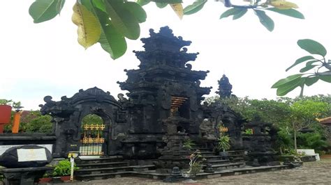 Hal Menarik Pura Agung Giri Natha Objek Wisata Religi Di Semarang