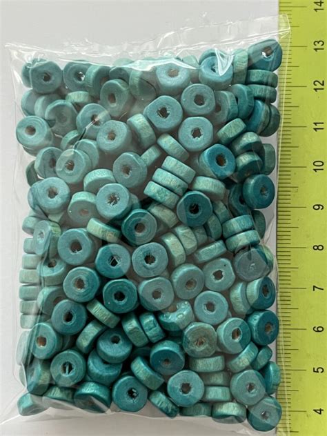 дървена шайба 8x3x2мм цвят: сини, ~294 броя, 30 грама - Мартеници Петя