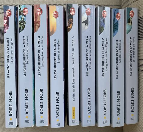 Les aventuriers de la mer en 9 volumes intégral by Robin Hobb Très bon