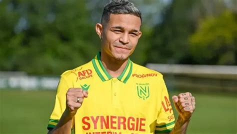 Vasco Envia Proposta Para Contratar O Atacante Adson Do Nantes