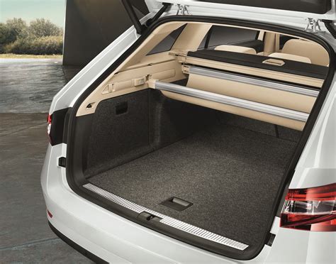 Skoda Details The 660 Liter Boot Of The New Superb Combi Autoevolution