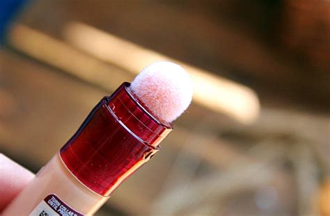 Консилер Maybelline Instant Anti-Age Eraser Eye Concealer (оттенок #01 ...
