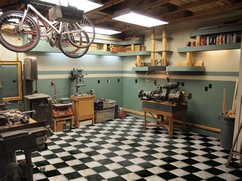 This Guy Is Building A 1950s Crafstman Garage Not Only Is The Garage