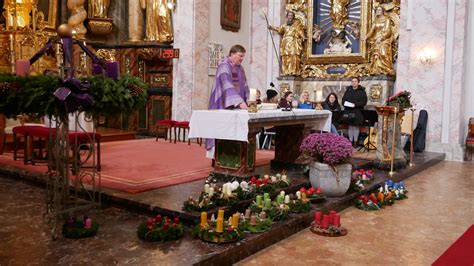 1 Advent in der Stiftskirche St Georgen am Längsee