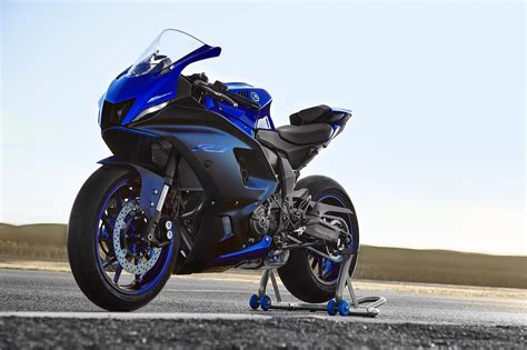 2022 Yamaha YZF R7 Öne Çıkan Özellikleri Motosiklet Sitesi