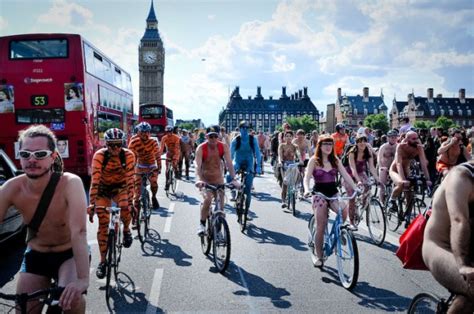 Peaceful Protest Against Car Culture London World Naked Bike Ride Nsfw Mole Empire