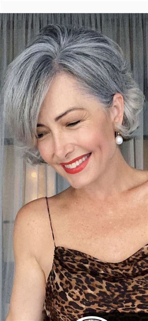 Pin By Iris Yolanda Ruiz On Recortes Gray Hair Beauty Grey Hair