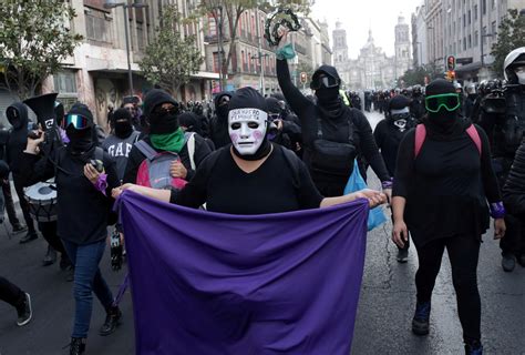 Amnistía Internacional Denuncia Agresión Policial Contra Feministas En