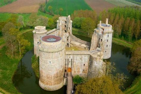 Château de la Hunaudaye Le Saint Esprit des Bois Plédéliac Bretagne