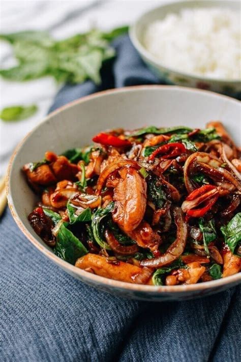 Thai Chicken Stir Fry With Basil And Mint The Woks Of Life