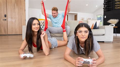 Fucking Gamer Roomie S Bf