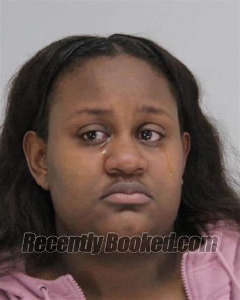 Recent Booking Mugshot For MIRACLE WASHINGTON In Dallas County Texas