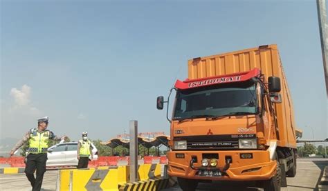 Tim Gabungan Lakukan Operasi Odol Guna Tekan Kecelakaan Di Tol Cipali