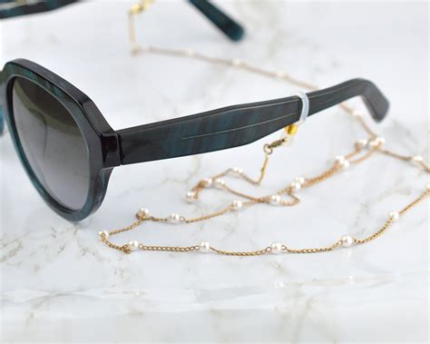 Pearl Glasses Chain Iana Dixon Dainty Jewelry