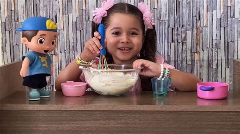 Luccas Neto E Nicole Fazendo Massinha Youtube