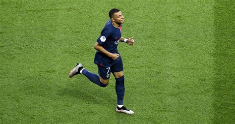 PSG Real Madrid Mercato Mbappé provoque un malaise Luis Enrique