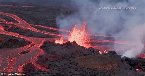 Hawaiis Kilauea Volcano Starts Erupting Again Weeks After Officials