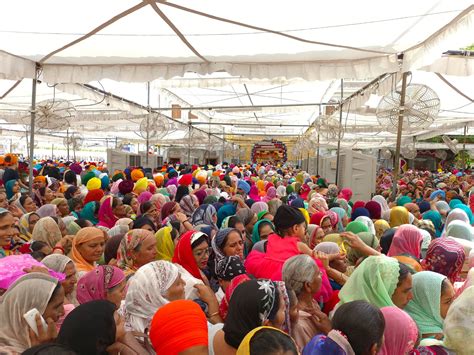 Sachkhand Sri Harmandir Sahib ਚੌਥੇ ਪਾਤਸ਼ਾਹ ਸ਼੍ਰੀ ਗੁਰੂ ਰਾਮਦਾਸ ਜੀ ਦੇ