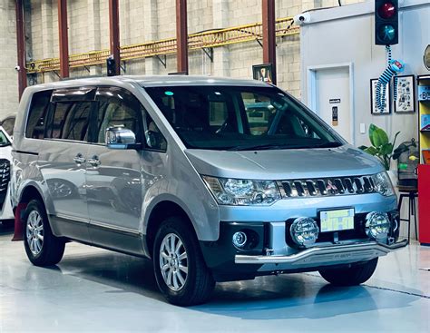 2010 MITSUBISHI DELICA D 5 CHAMONIX SCS CAR SALES