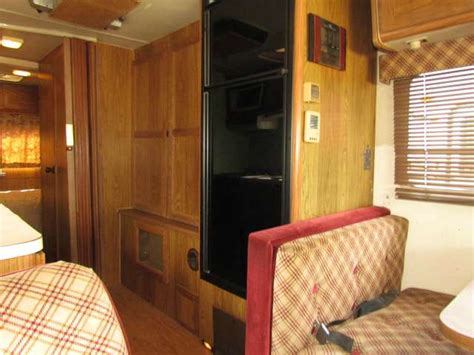 1984 Used Winnebago Chieftain 27ru Class A In Iowa Ia