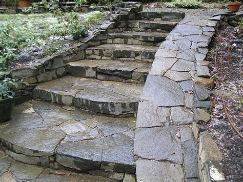 Pender Style Grand Stone Staircase And Ramp Thuja Wood Art